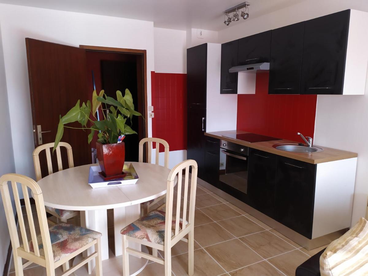 50M2 2 A 4 Pers Tout Confort Balcons Jardin Terrasse Les Albres 外观 照片